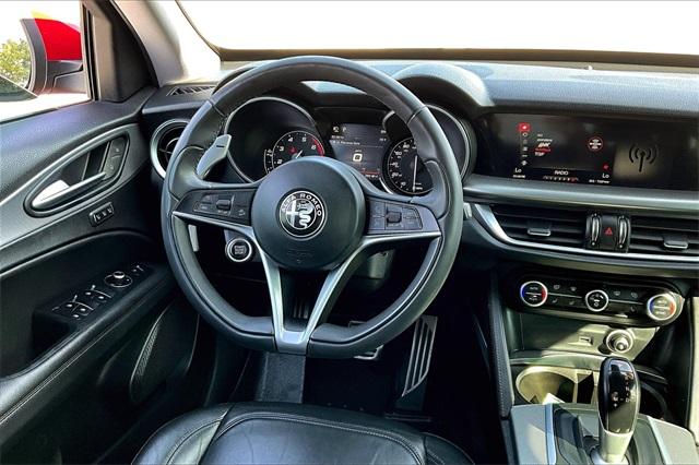 2018 Alfa Romeo Stelvio Base - Photo 17