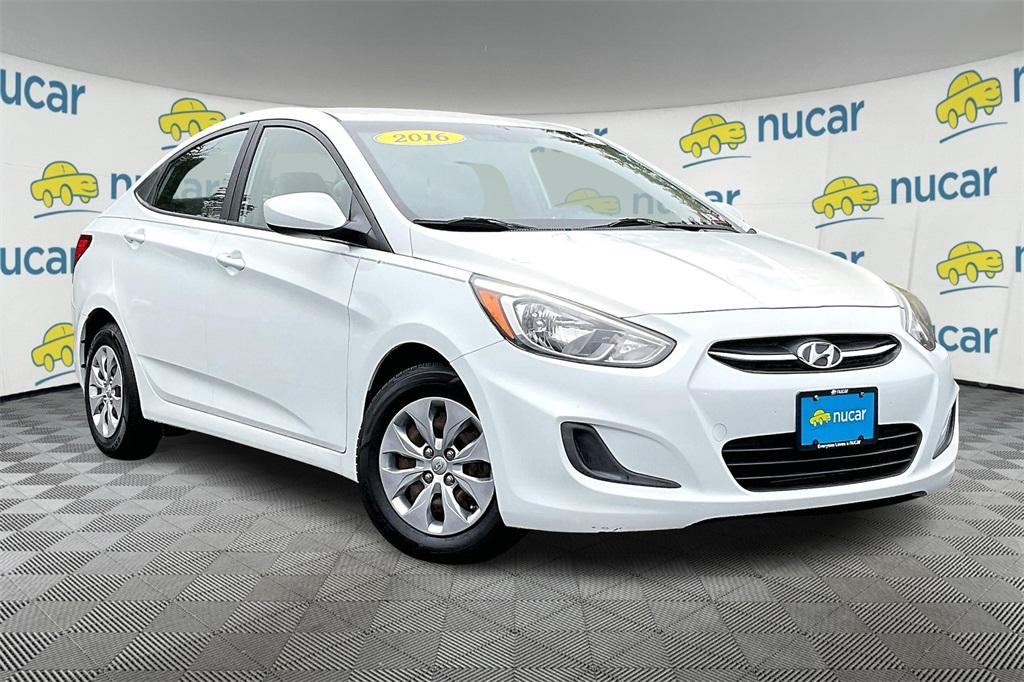 2016 Hyundai Accent SE - Photo 1