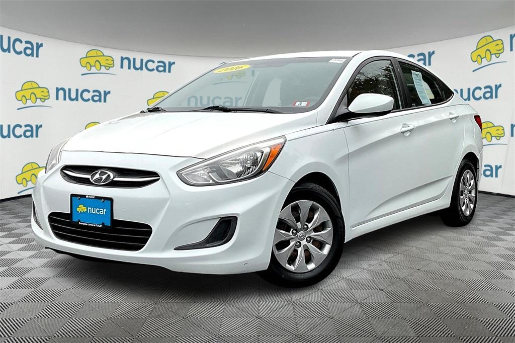 2016 Hyundai Accent SE - Photo 3