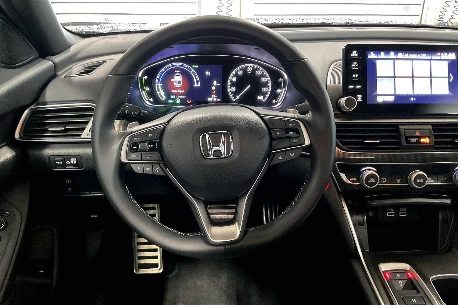 2022 Honda Accord Hybrid Sport - Photo 17