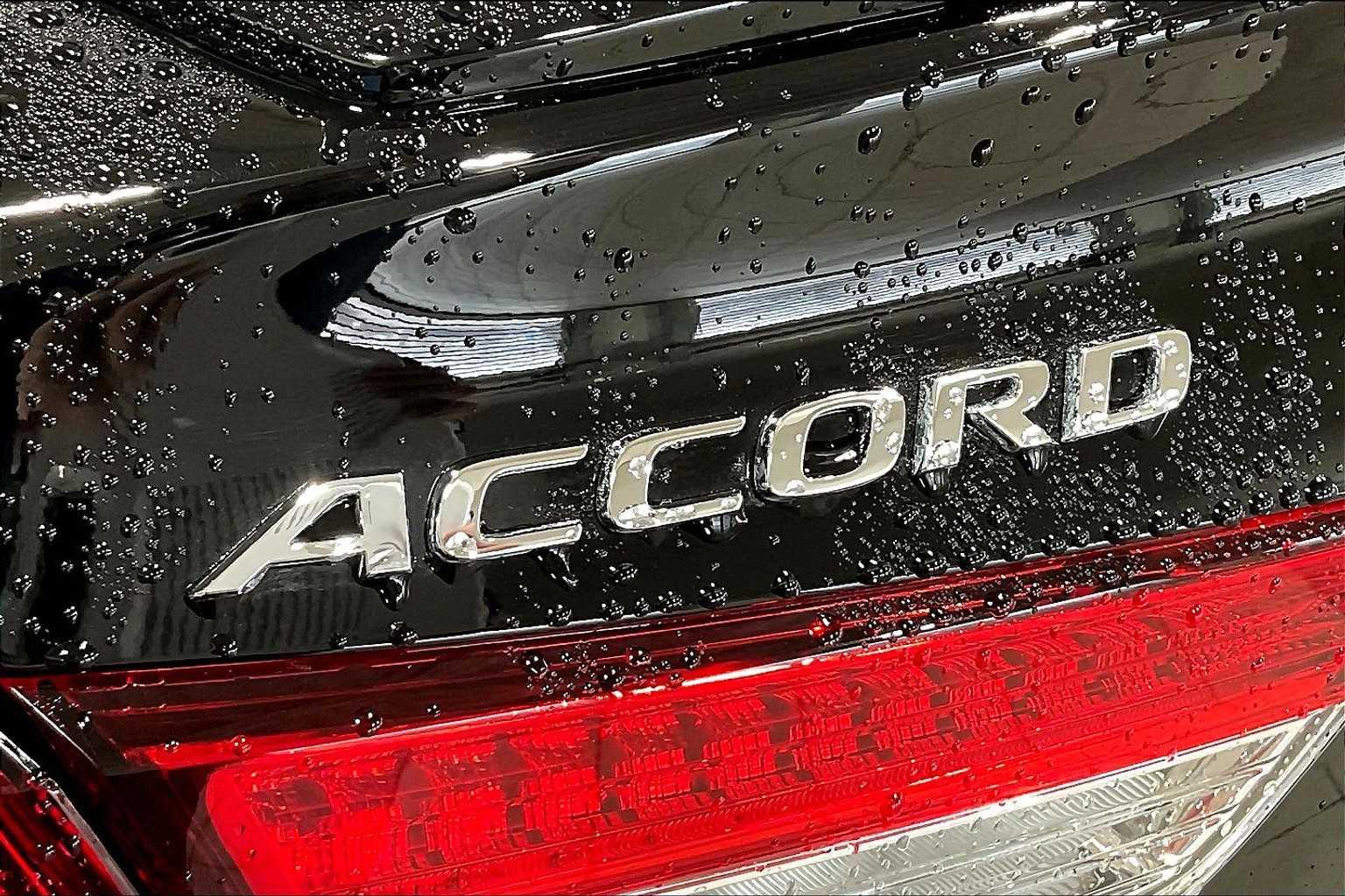 2022 Honda Accord Hybrid Sport - Photo 26