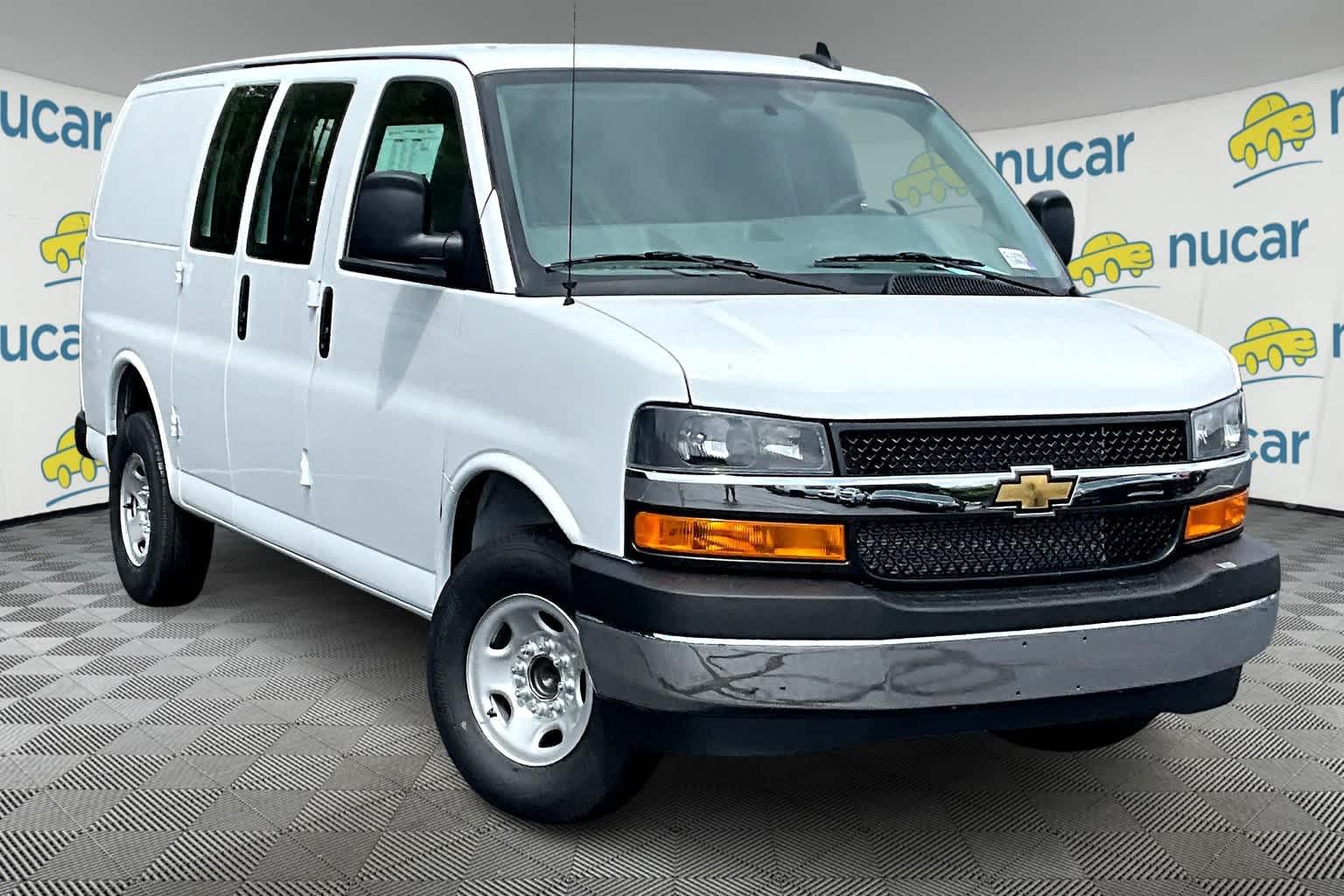 2024 Chevrolet Express 2500 CARGO - Photo 1