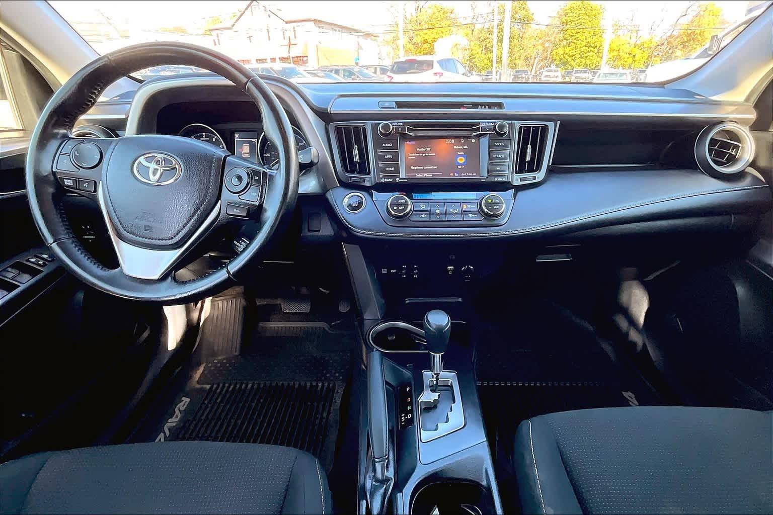 2018 Toyota RAV4 XLE - Photo 21