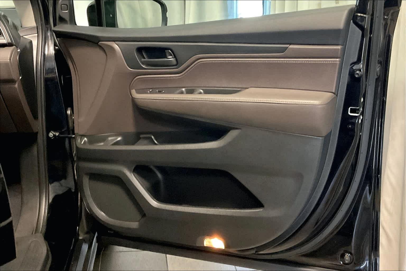 2019 Honda Odyssey EX - Photo 12