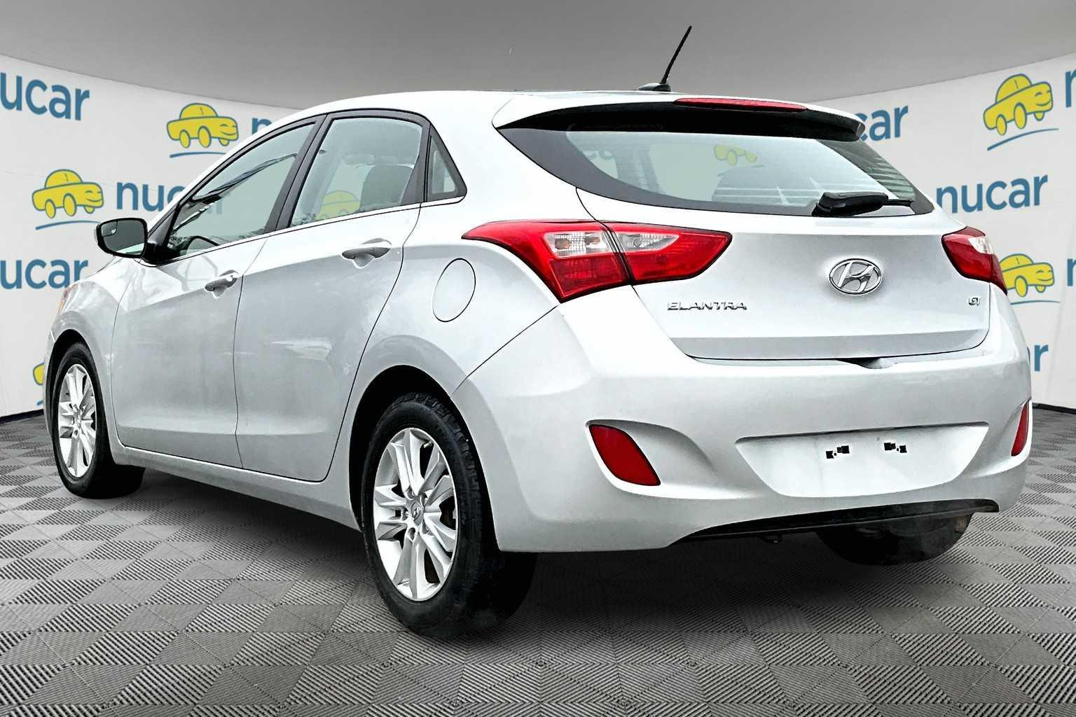 2015 Hyundai Elantra GT  - Photo 4