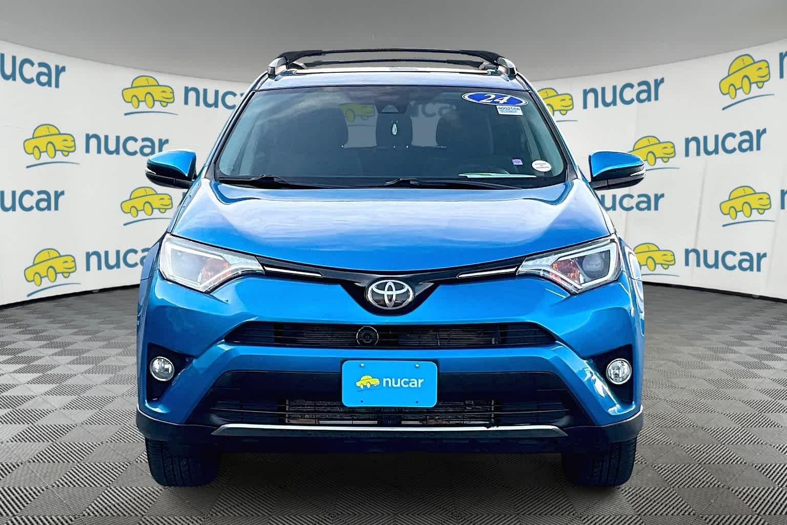 2018 Toyota RAV4 XLE - Photo 2