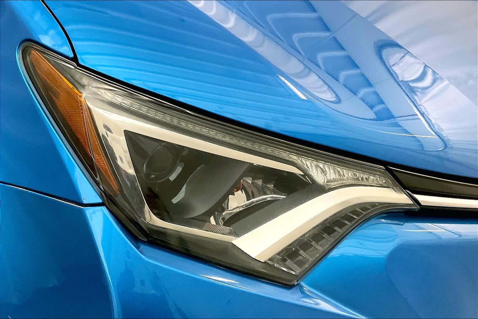 2018 Toyota RAV4 XLE - Photo 33