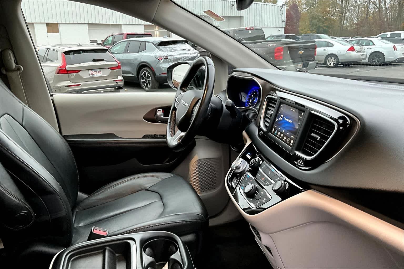 2019 Chrysler Pacifica Touring L - Photo 21