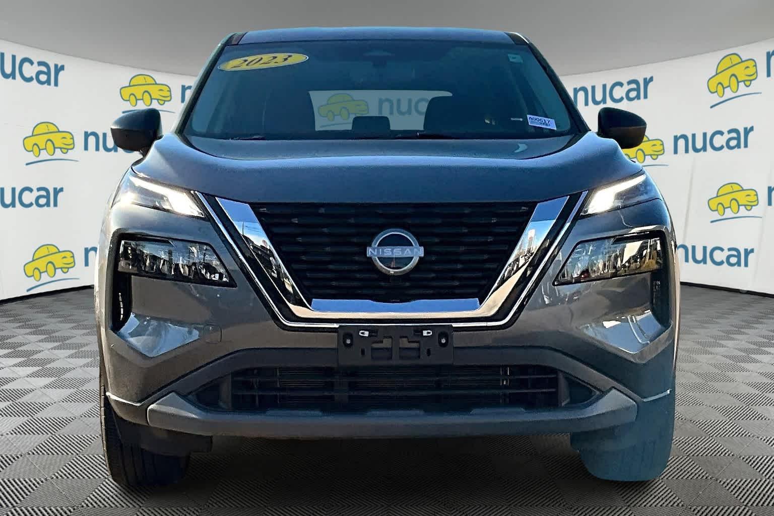 2023 Nissan Rogue S - Photo 2