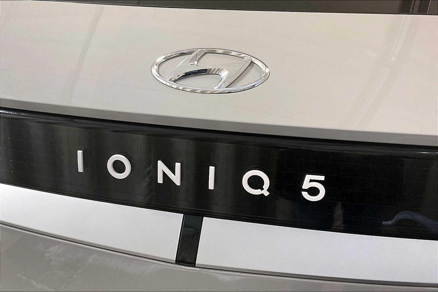 2023 Hyundai IONIQ 5 SEL - Photo 28