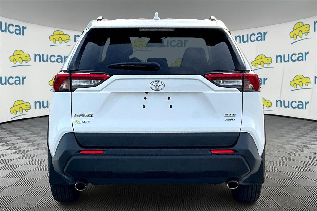 2019 Toyota RAV4 XLE - Photo 5