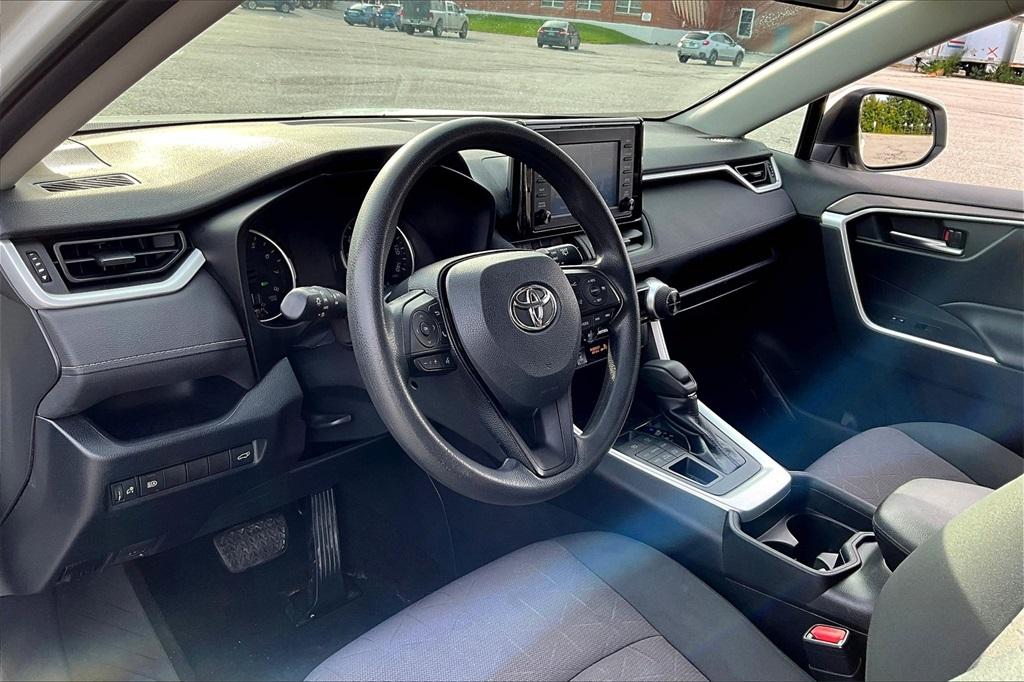 2019 Toyota RAV4 XLE - Photo 8