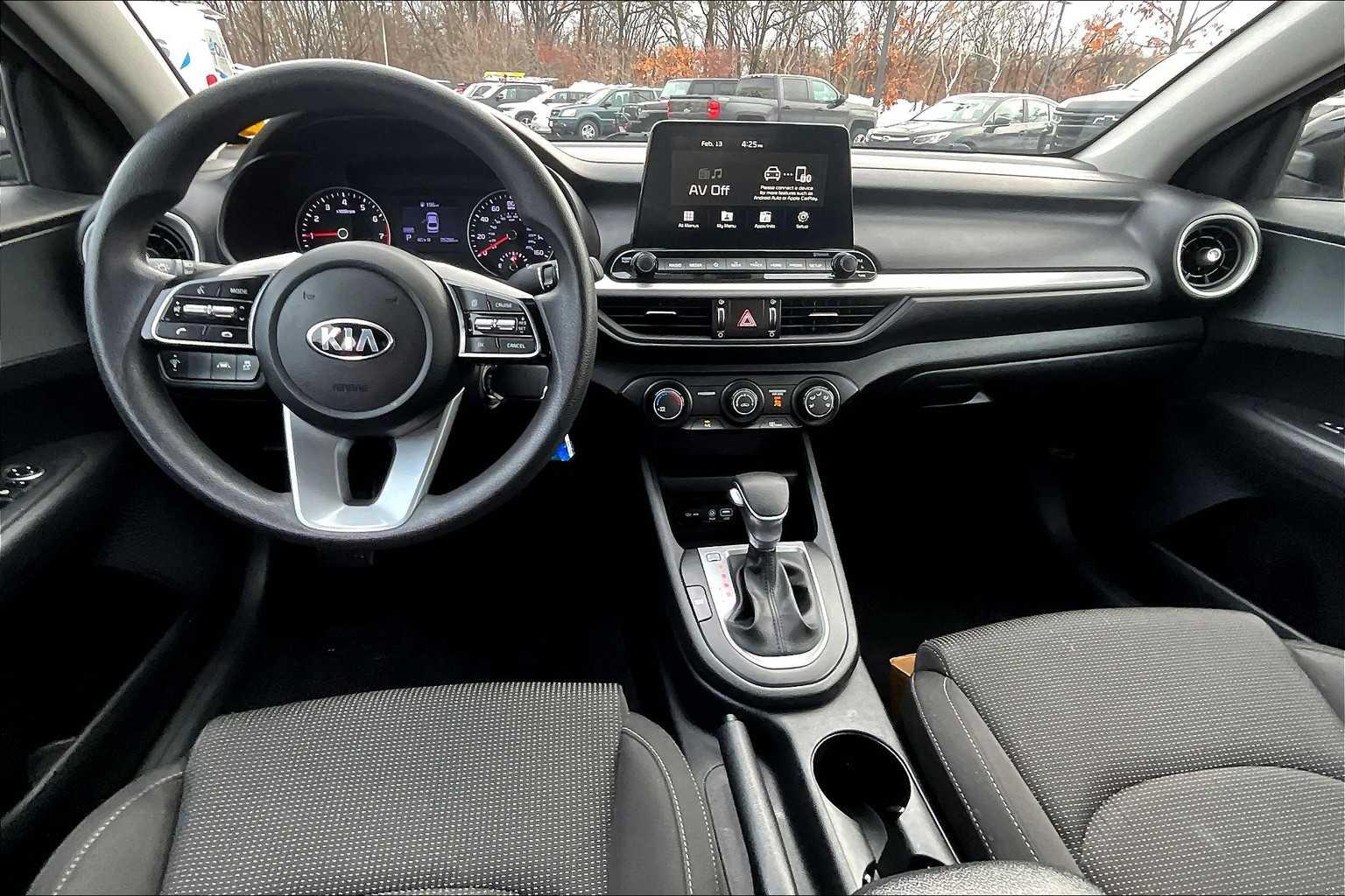 2020 Kia Forte LXS - Photo 20