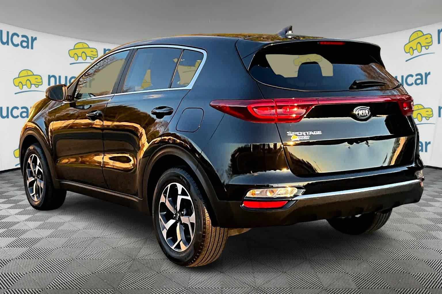 2022 Kia Sportage LX - Photo 4