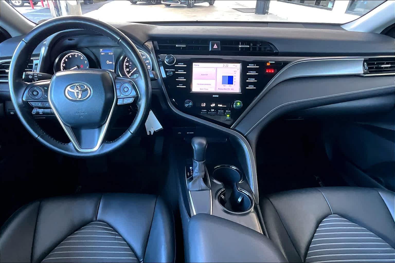 2020 Toyota Camry SE Nightshade - Photo 21