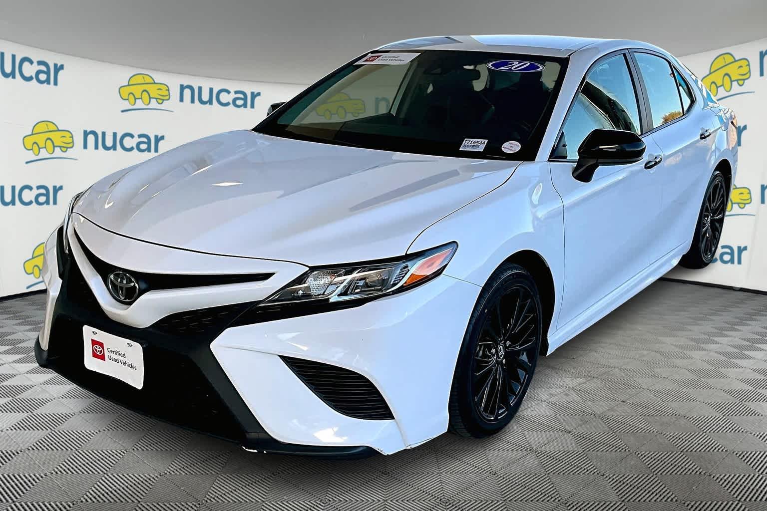 2020 Toyota Camry SE Nightshade - Photo 3