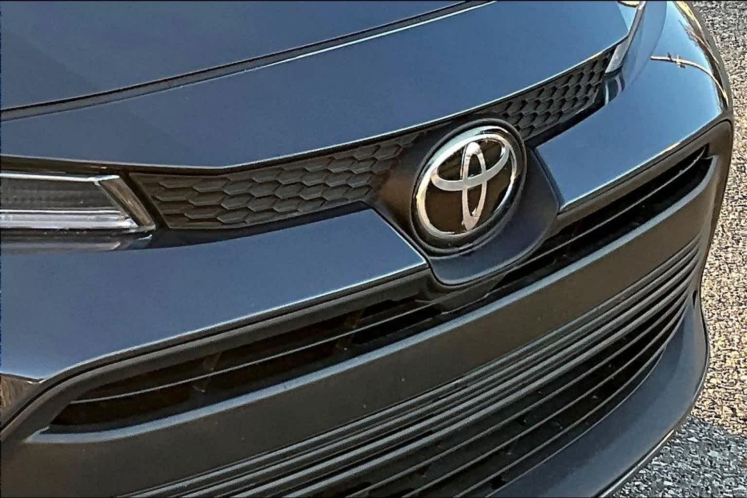 2024 Toyota Corolla LE - Photo 31