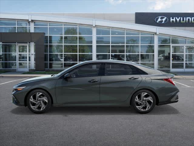 2025 Hyundai Elantra SEL Convenience - Photo 3