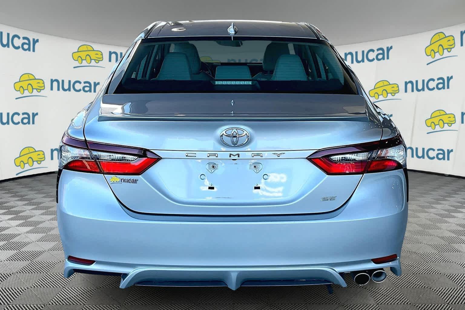 2021 Toyota Camry SE - Photo 5