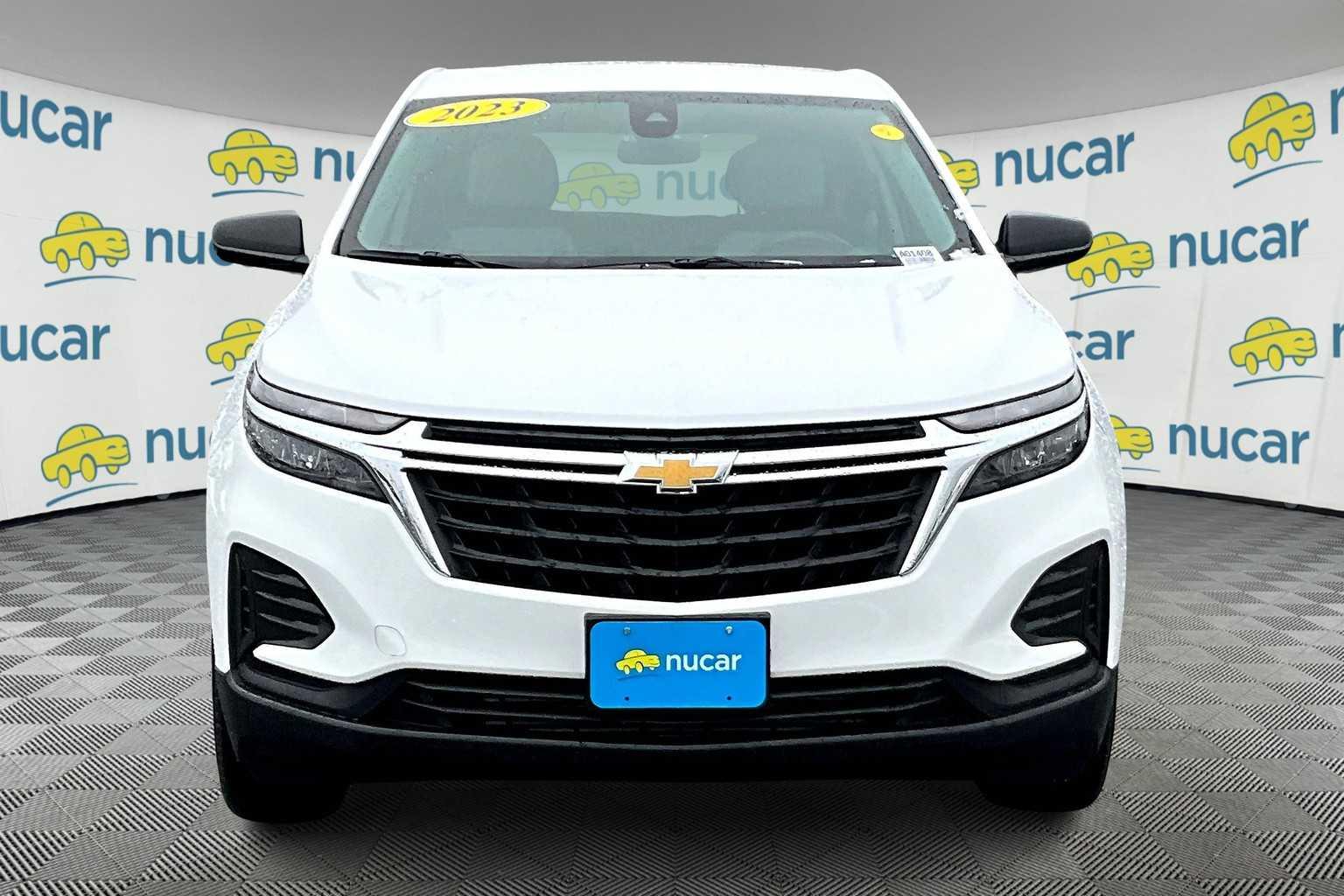 2023 Chevrolet Equinox LS - Photo 2