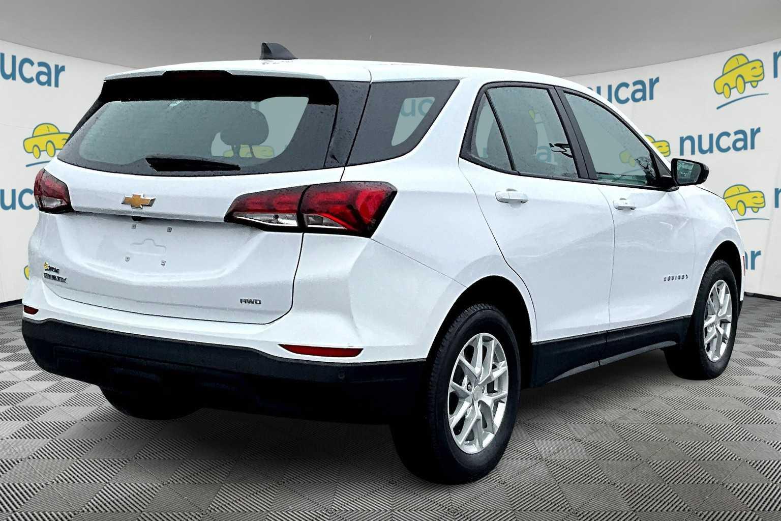 2023 Chevrolet Equinox LS - Photo 6