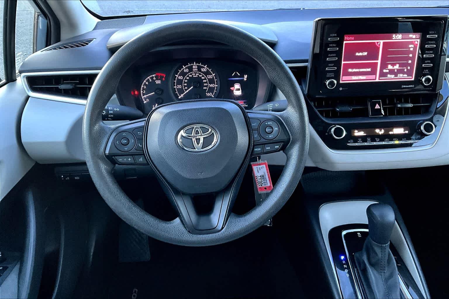 2021 Toyota Corolla L - Photo 17