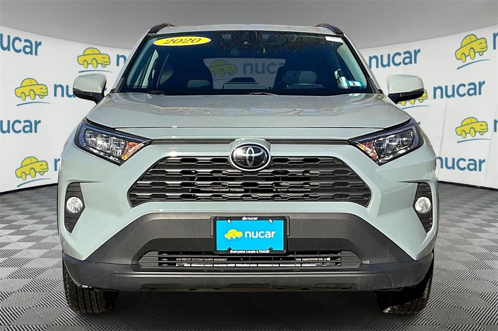 2021 Toyota RAV4 XLE - Photo 2