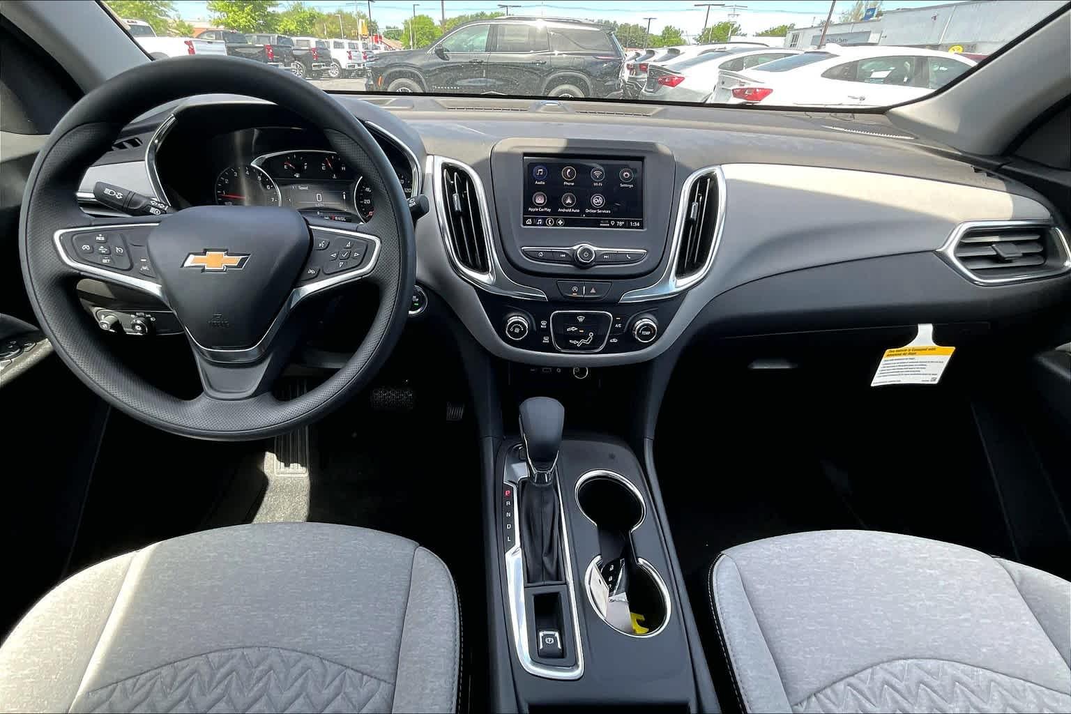 2024 Chevrolet Equinox LS - Photo 11