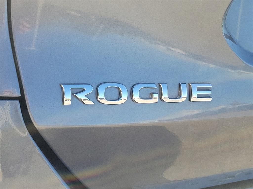 2014 Nissan Rogue SV - Photo 27