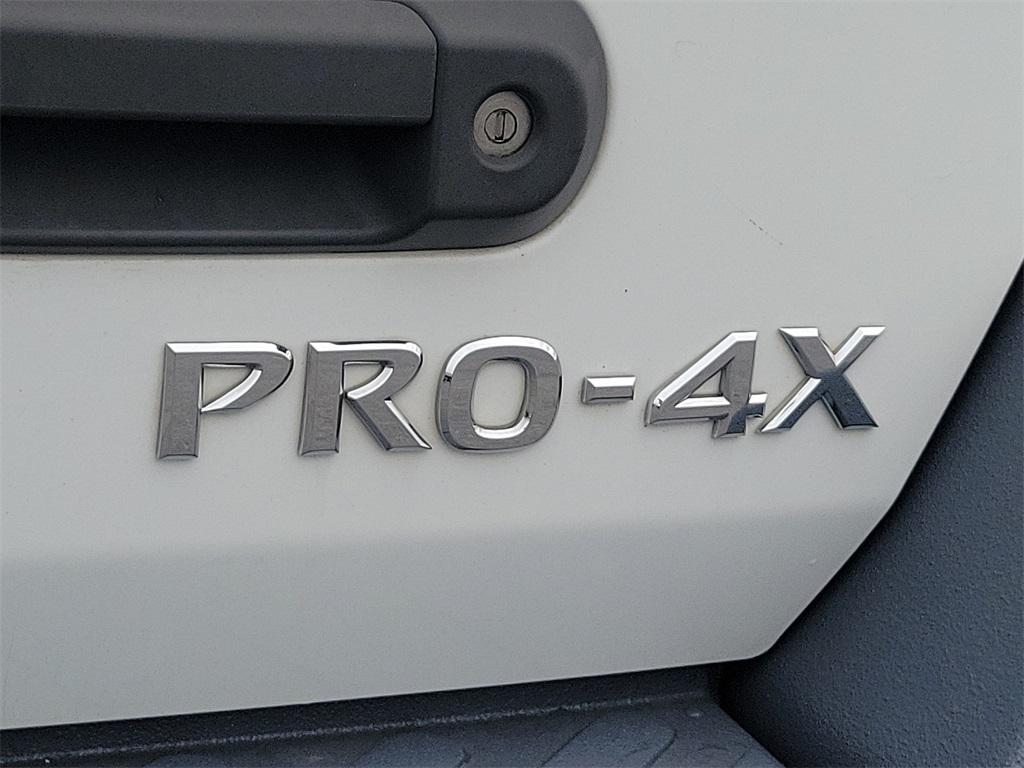 2015 Nissan Xterra PRO-4X - Photo 29