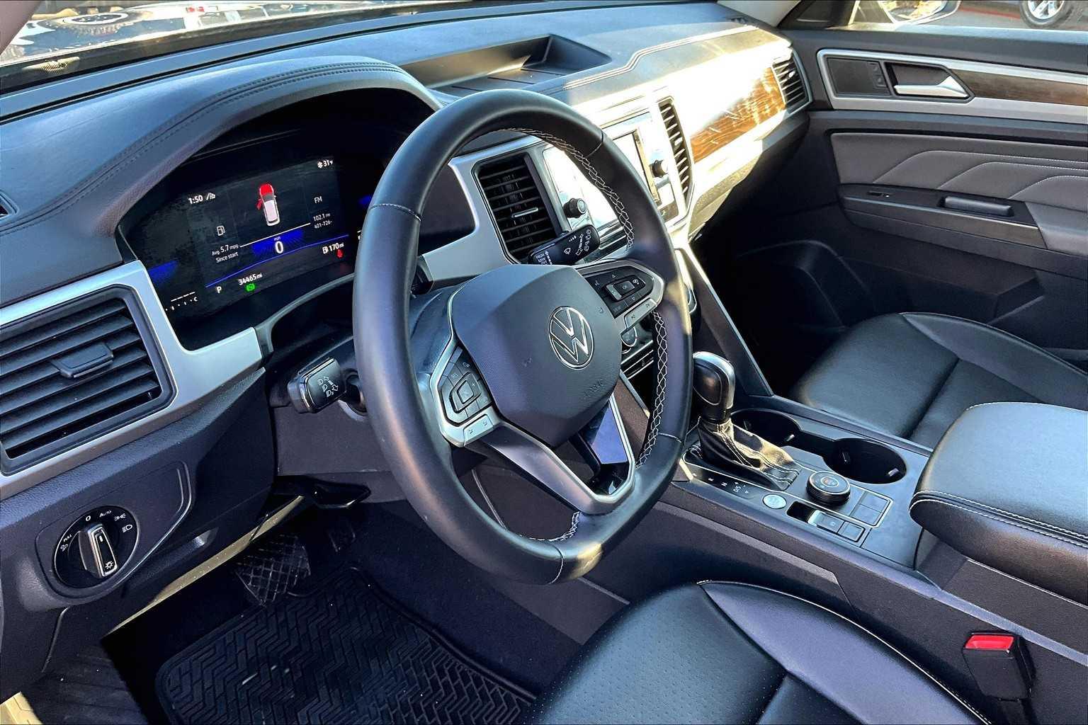 2022 Volkswagen Atlas 2.0T SE - Photo 8