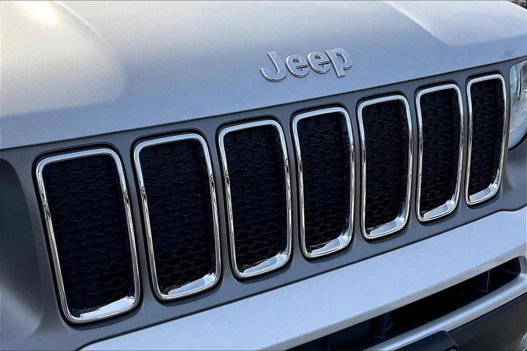 2021 Jeep Renegade Limited - Photo 28