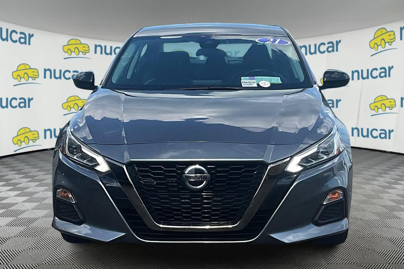 2021 Nissan Altima 2.5 SR - Photo 2