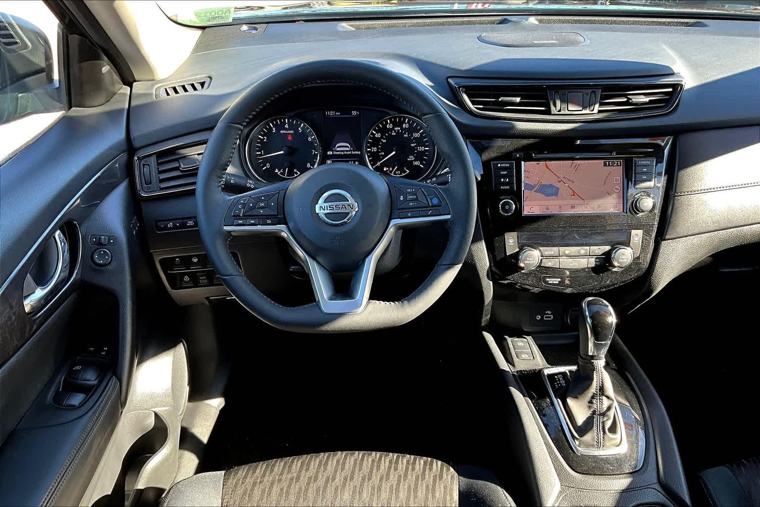 2019 Nissan Rogue SV - Photo 17