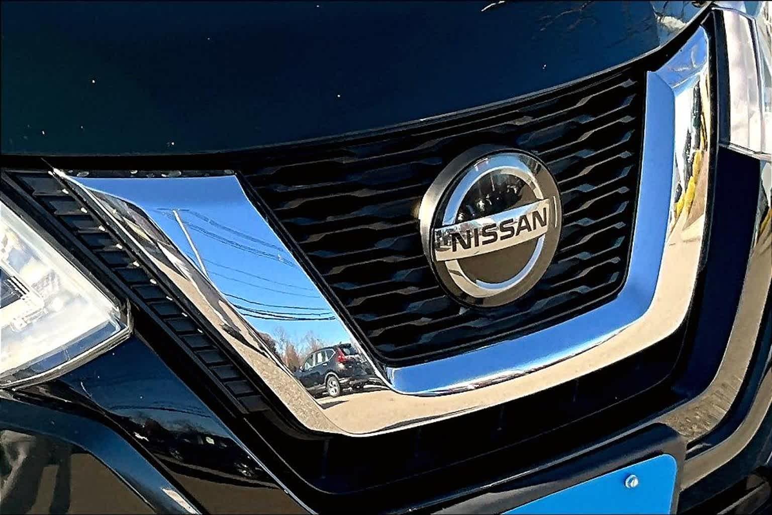 2019 Nissan Rogue SV - Photo 31