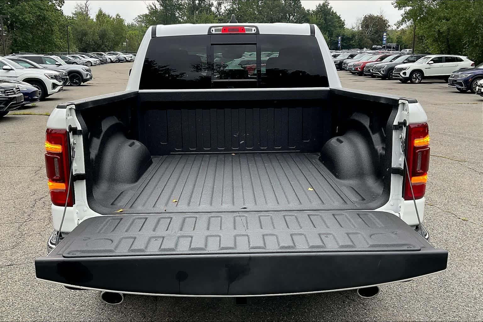 2021 Ram 1500 Laramie 4x4 Crew Cab 57 Box - Photo 27