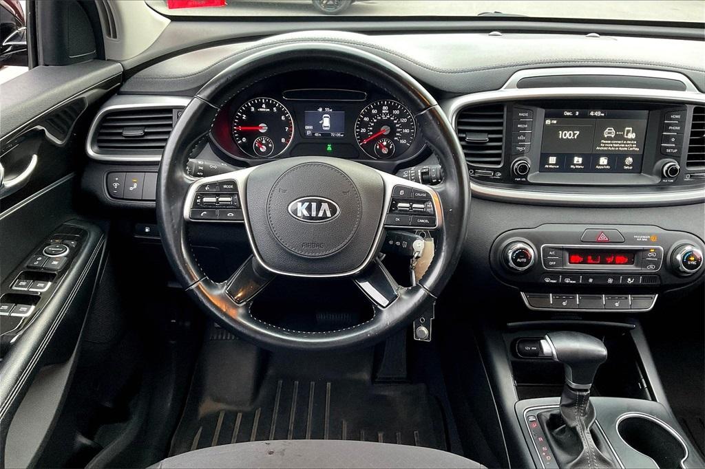 2020 Kia Sorento LX - Photo 17