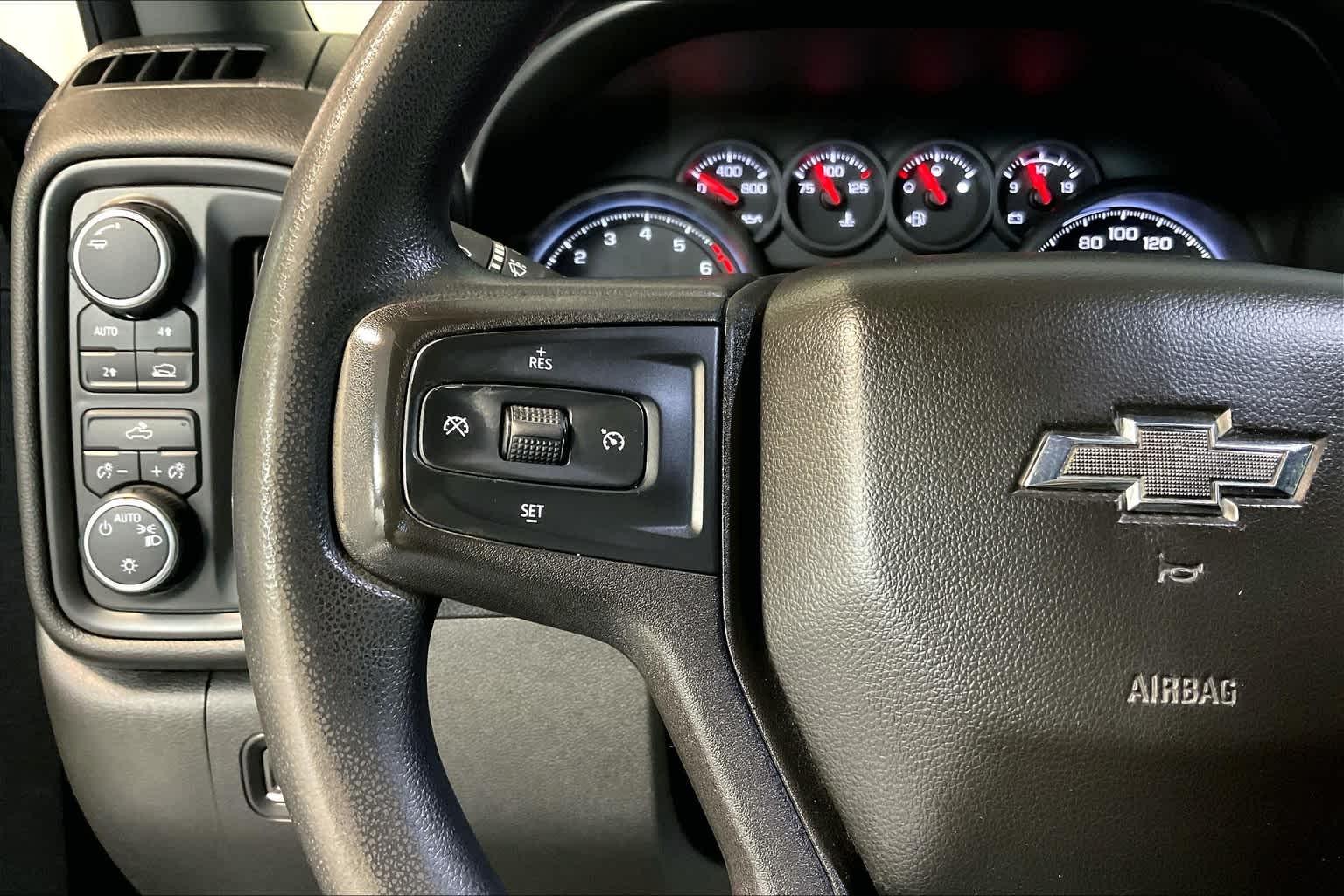 2021 Chevrolet Silverado 1500 Custom 4WD Crew Cab 147 - Photo 22