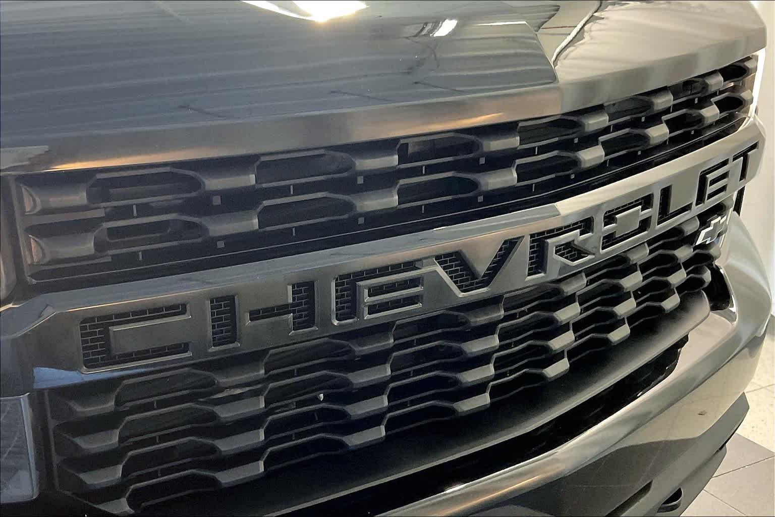 2021 Chevrolet Silverado 1500 Custom 4WD Crew Cab 147 - Photo 32