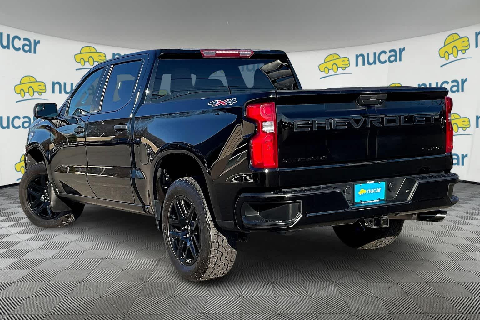 2021 Chevrolet Silverado 1500 Custom 4WD Crew Cab 147 - Photo 4