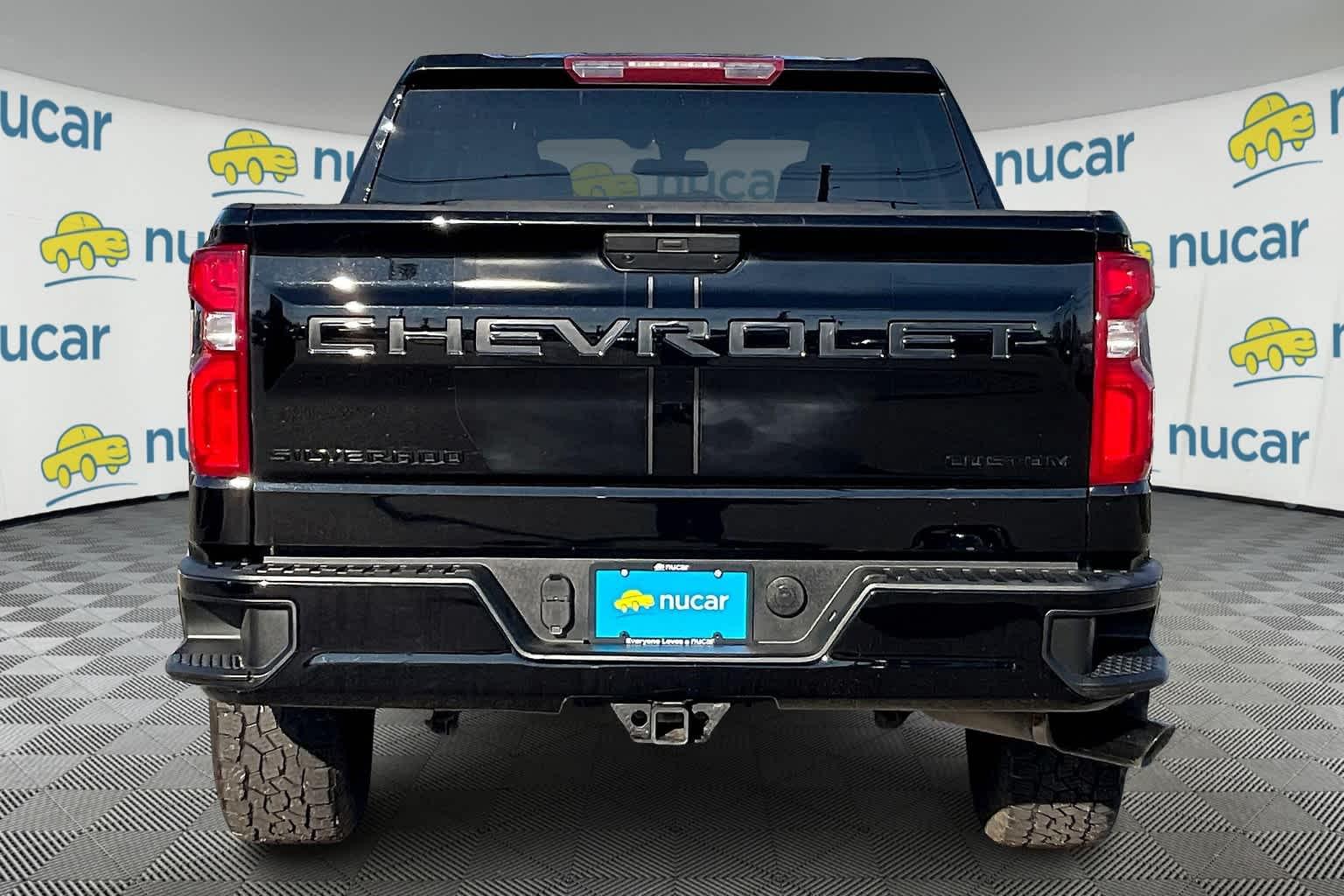 2021 Chevrolet Silverado 1500 Custom 4WD Crew Cab 147 - Photo 5