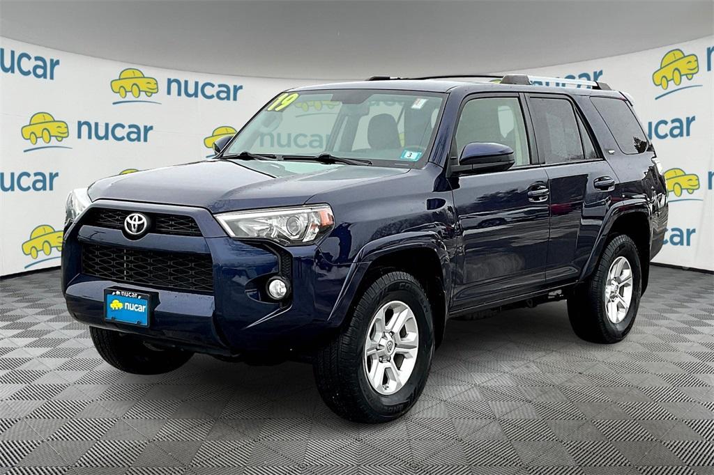 2019 Toyota 4Runner SR5 - Photo 3