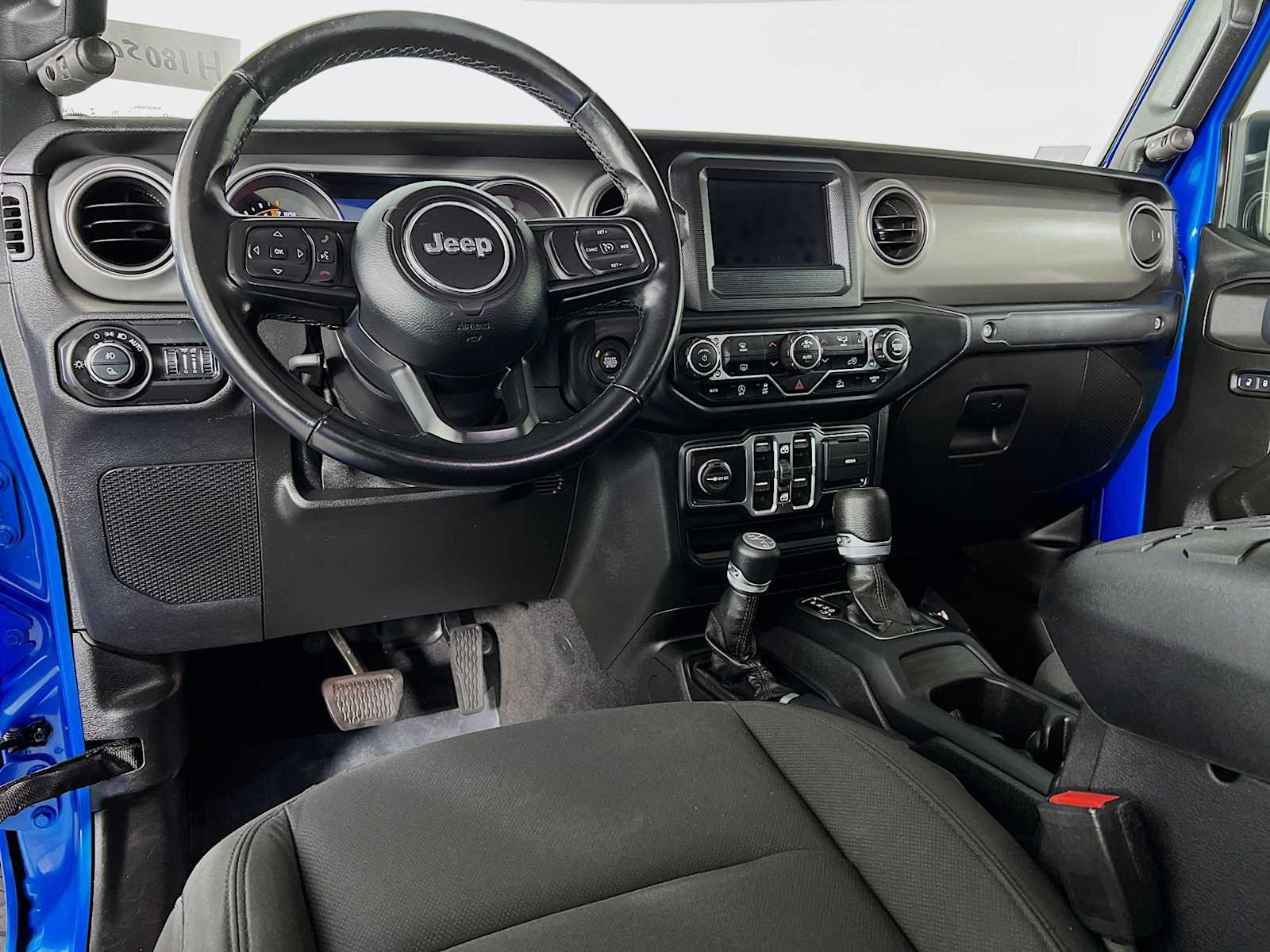 2021 Jeep Gladiator Sport S 4x4 - Photo 9