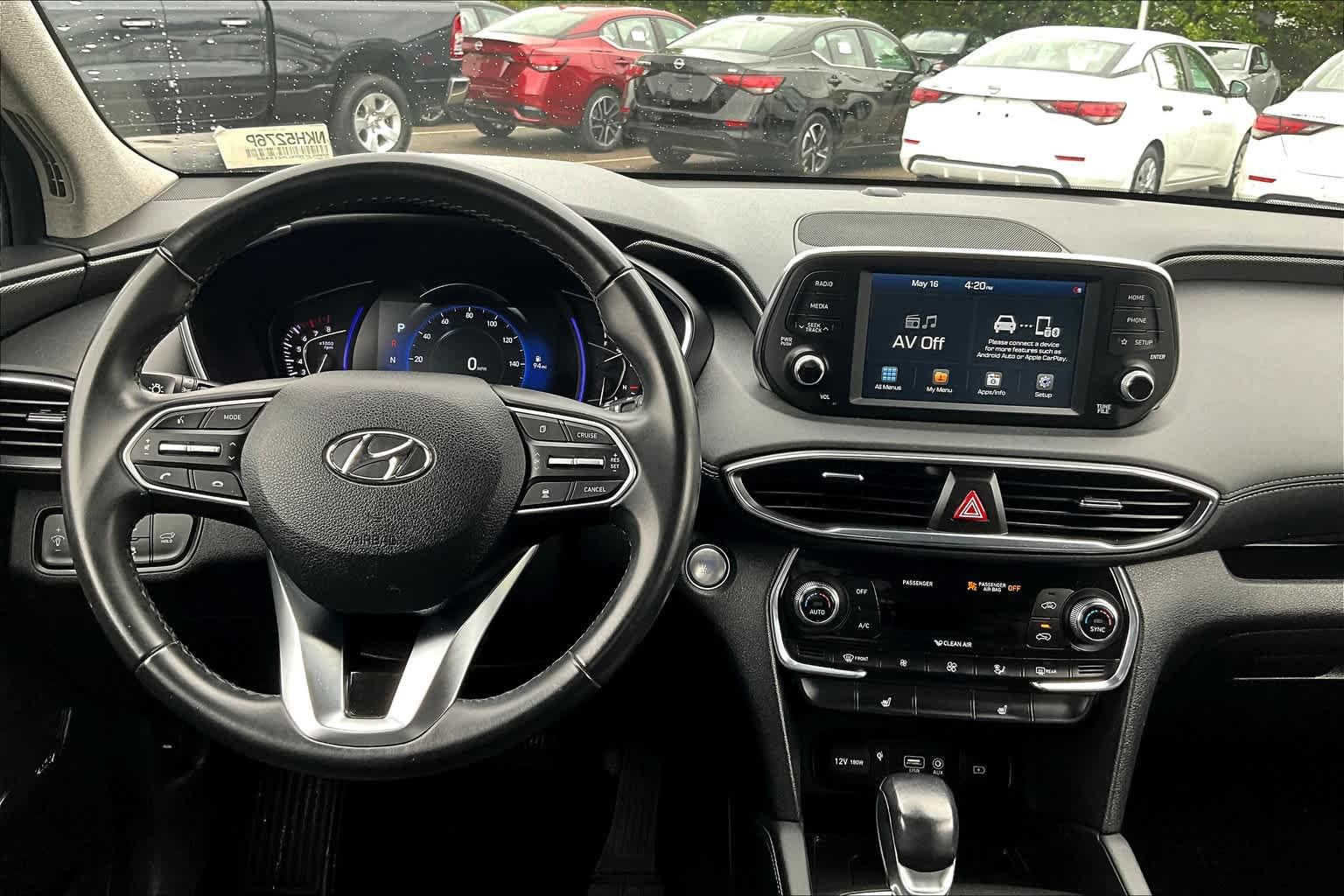 2020 Hyundai Santa Fe SEL - Photo 17