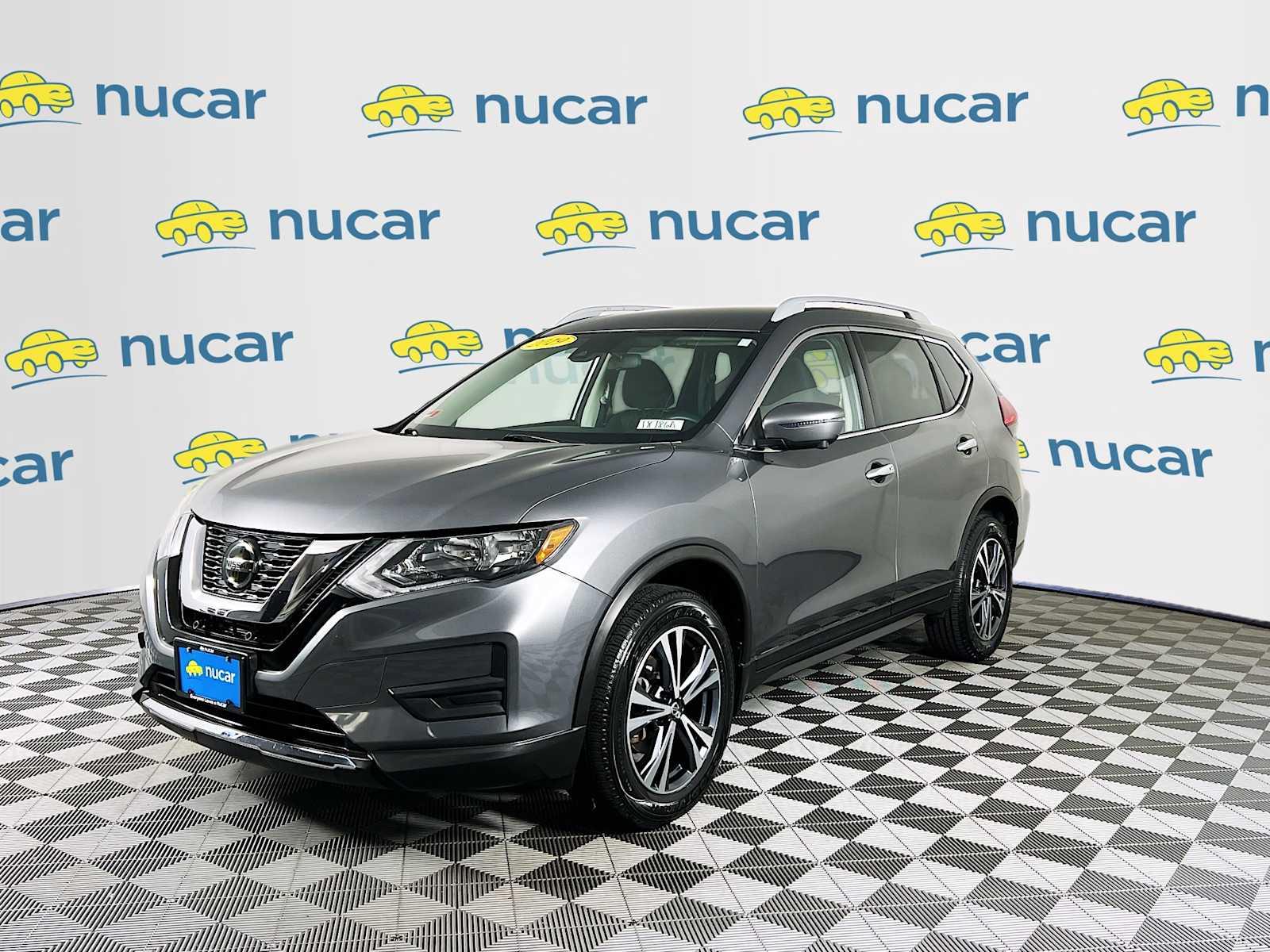 2019 Nissan Rogue SV - Photo 2