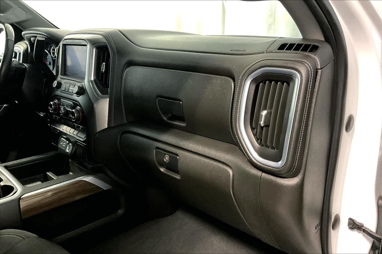 2021 Chevrolet Silverado 1500 LT Trail Boss 4WD Crew Cab 147 - Photo 13