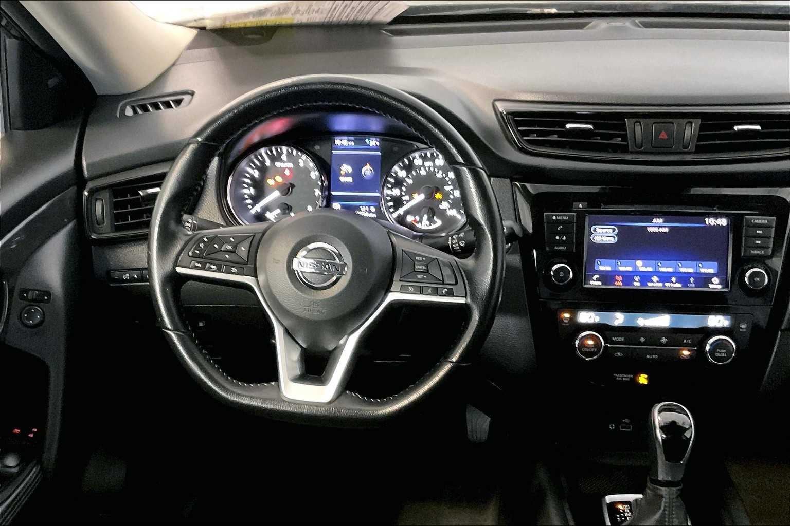 2020 Nissan Rogue SV - Photo 17