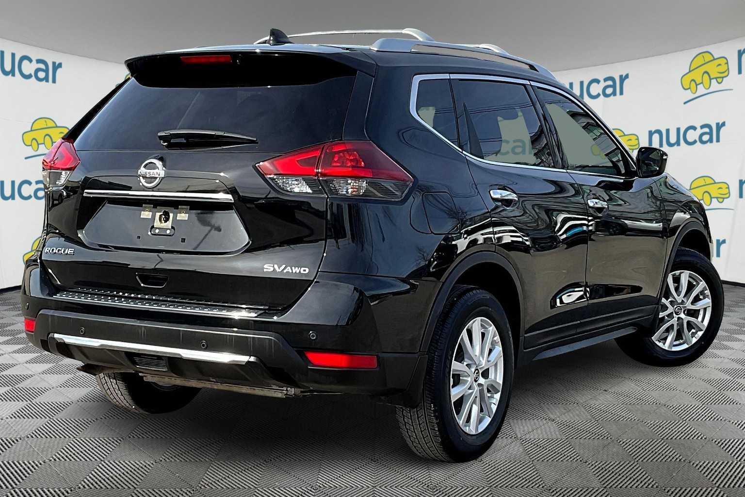 2020 Nissan Rogue SV - Photo 6