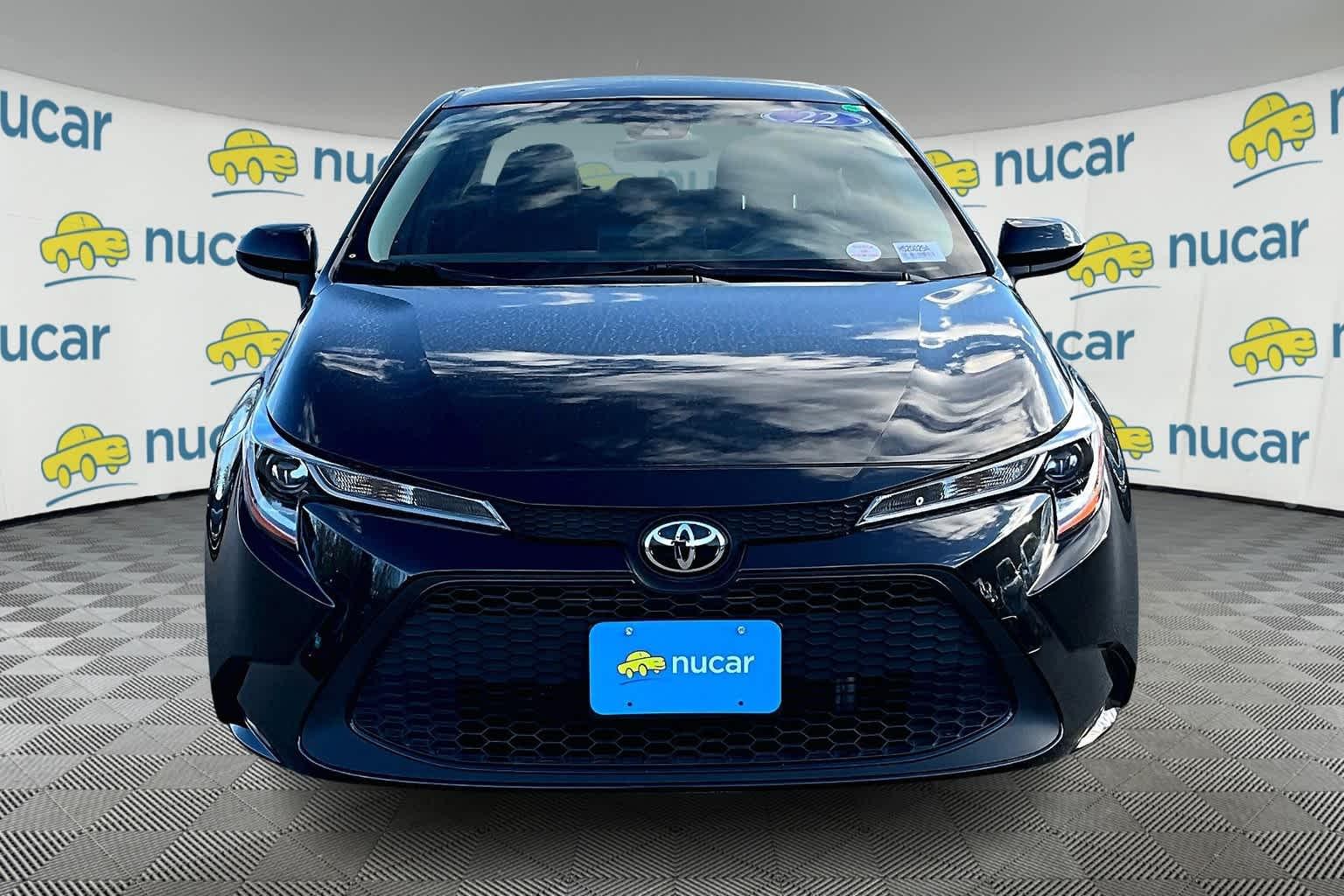 2022 Toyota Corolla LE - Photo 2