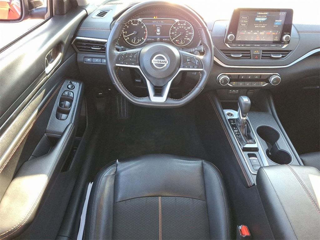 2022 Nissan Altima 2.5 SR - Photo 11